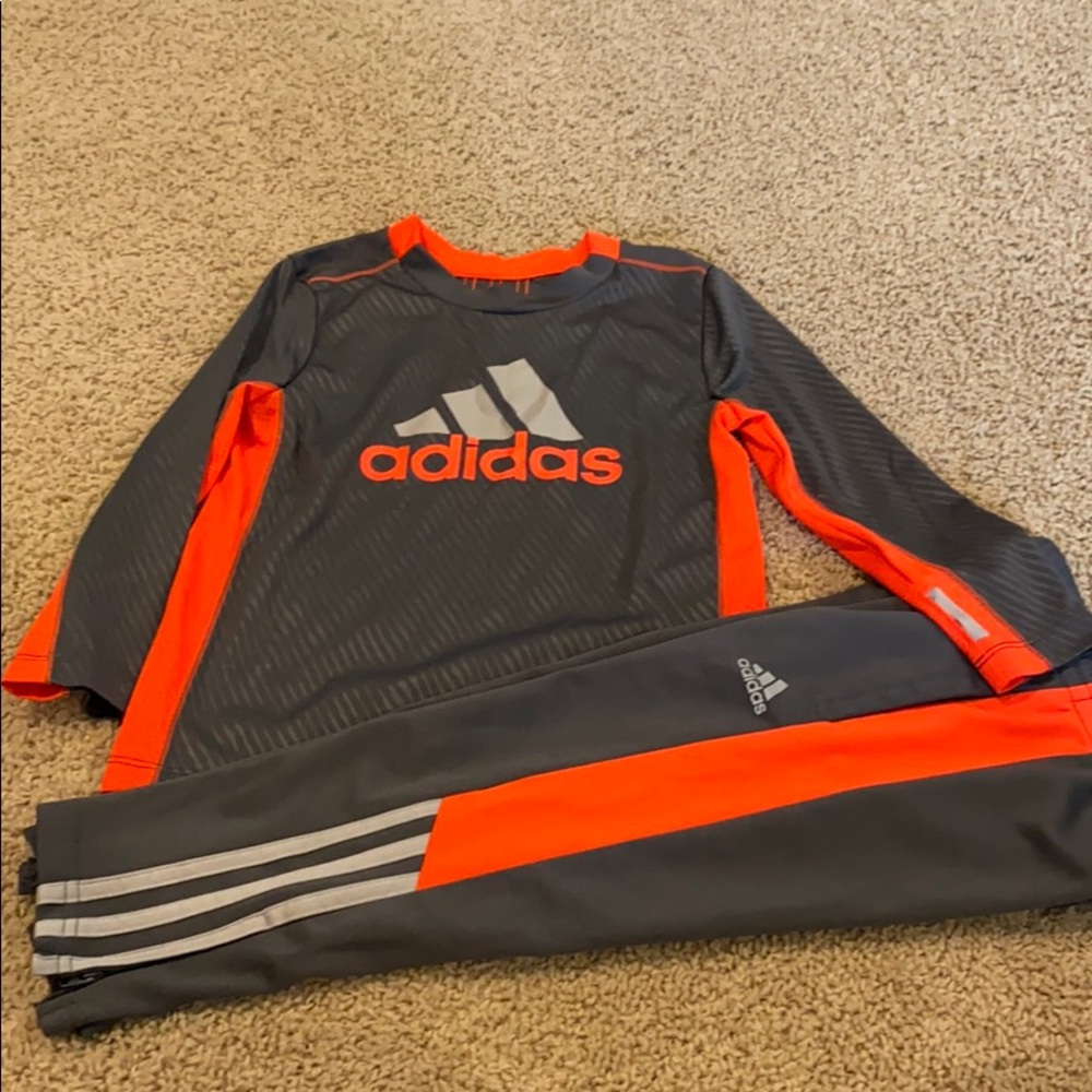 Adidas mathching long sleeve shirt &  pants 4T